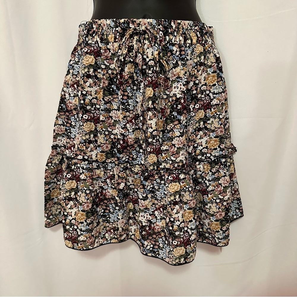 NWT Cupshe Ruffle Floral Skirt